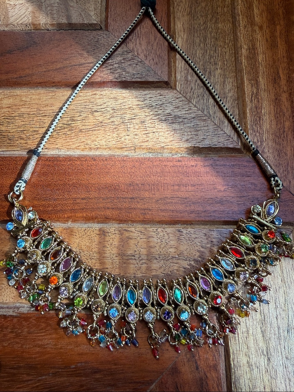 Colorful Gold Tone  Multicolored Stones Necklace adjustable choker